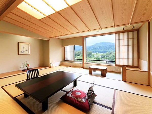 ■●夜発バス 爺ガ岳スキー場 大町温泉郷 緑翠亭 景水(2泊4日)2